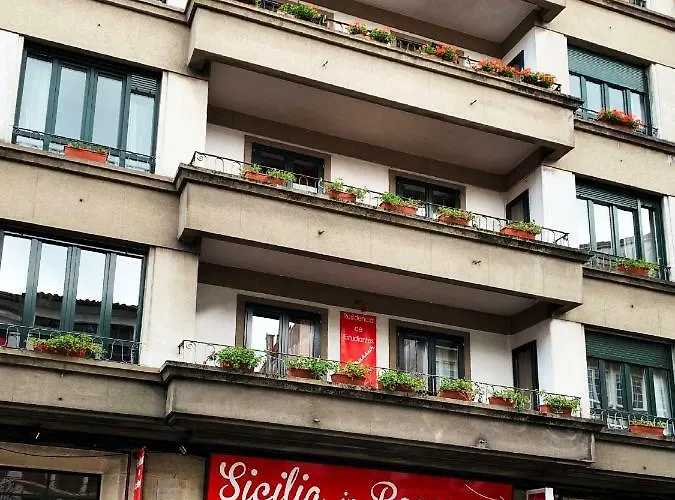 Campussur Πανσιόν